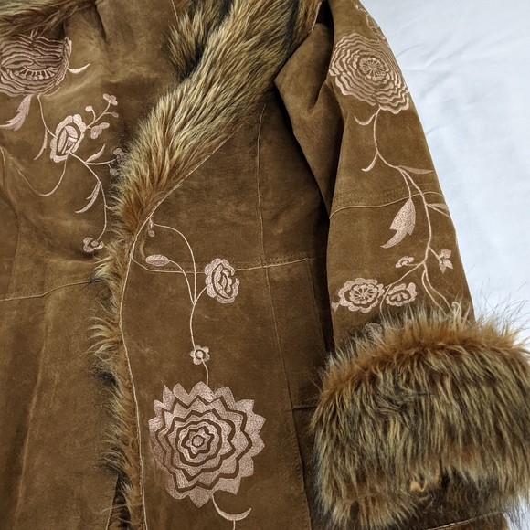 ✌️Penny Lane Brown Faux Fur Trimmed Women's Suede Leather Jacket 🎸 - Picture 14 of 15
